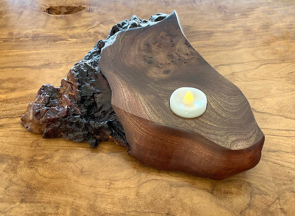 NATURE'S GLOW, Live-Edge Wych Elm Tealight Holder