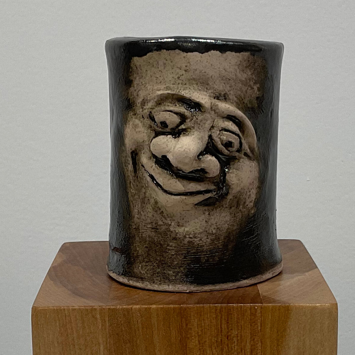 Mug Shot, RUSTY No. 11, ceramic