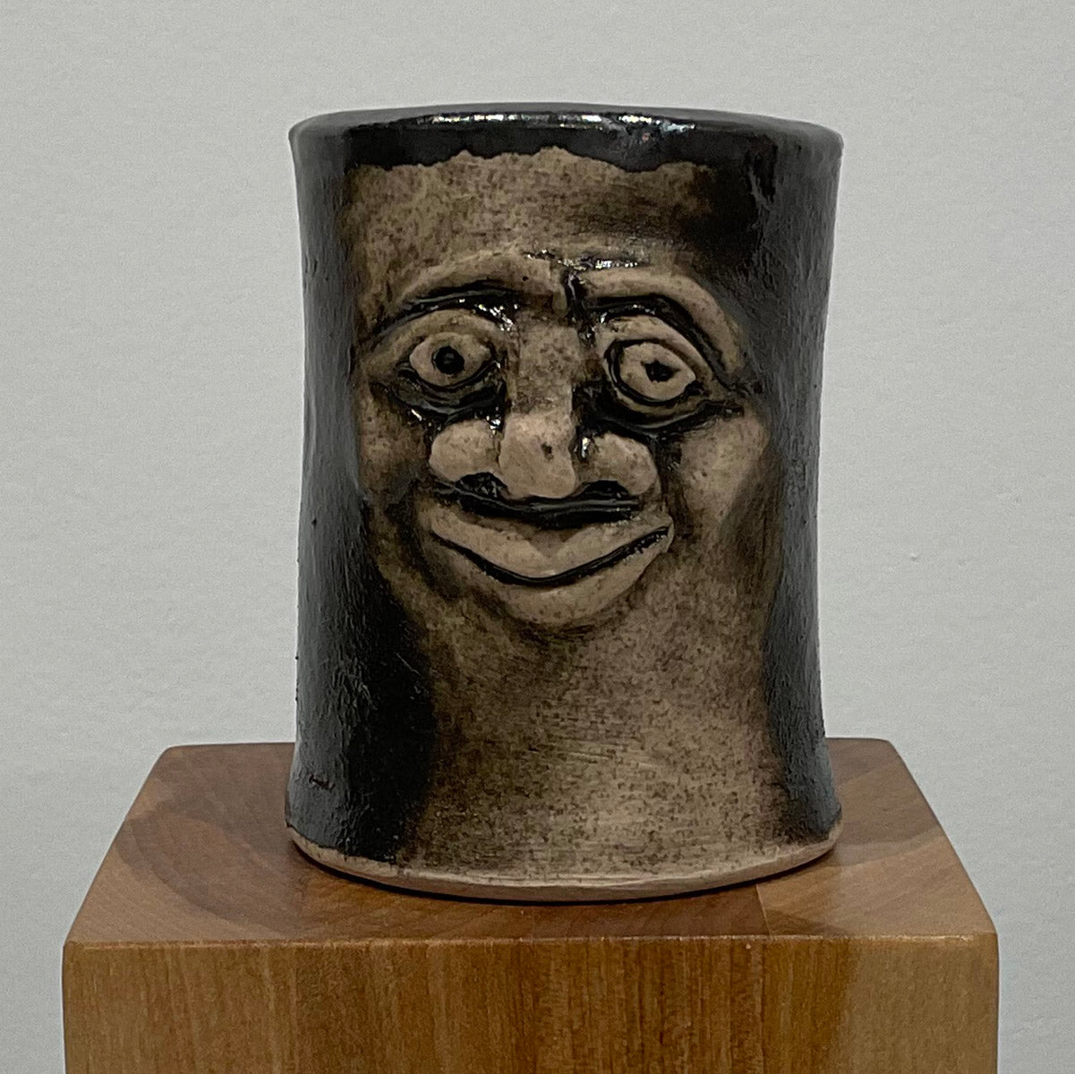 Mug Shot, RUSTY No. 17, ceramic